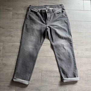 Old Navy Mid Rise Wow Boyfriend Straight Ankle Jeans, Gray Wash, Sz 14 Short